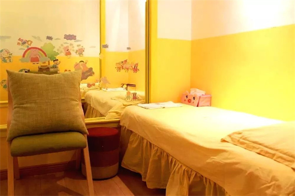 悦芝堂小儿推拿